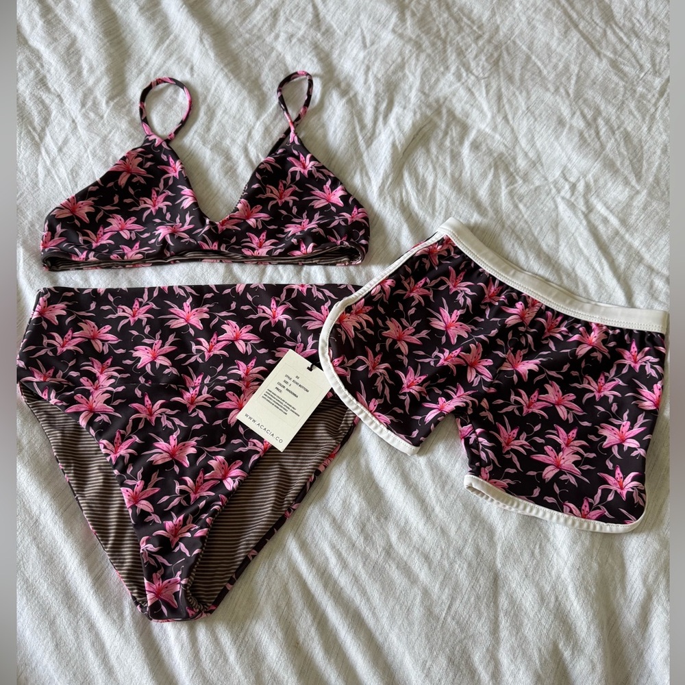 Acacia women’s set
